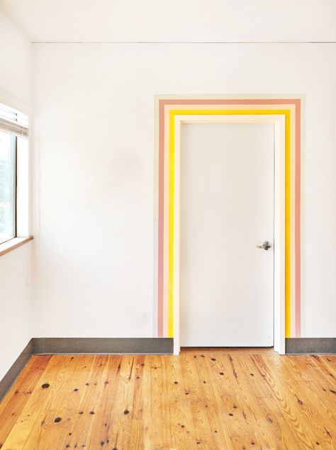 Color for commitment-phobes. Suite Decor, Painted Door, Painting Inspo, Painted Wall, Painted Doors, Door Frame, Wall Paint, New Room, Door Design