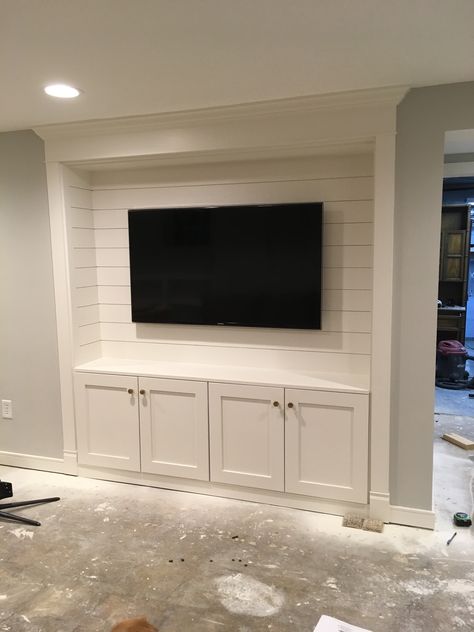 Tv Niche Ideas, Basement Tv Wall Ideas, Tv Niche, Basement Tv Rooms, Built In Tv Cabinet, Built In Tv Wall Unit, Built In Wall Units, Tv Nook, Basement Decoration