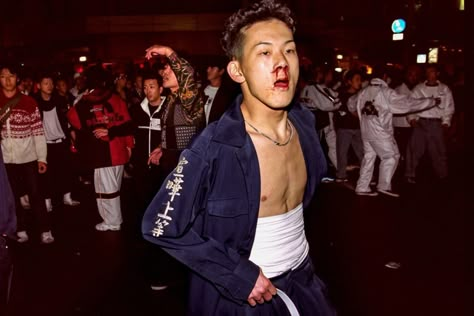 Photo c. Stuart Isett. Hiroshima, Japan, 1999. Bosozoku Fashion, Motorcycle Gang, Gang Culture, Fighter Art, Japanese Motorcycle, Street Fighter Art, Biker Gang, Japan Aesthetic, Street Culture