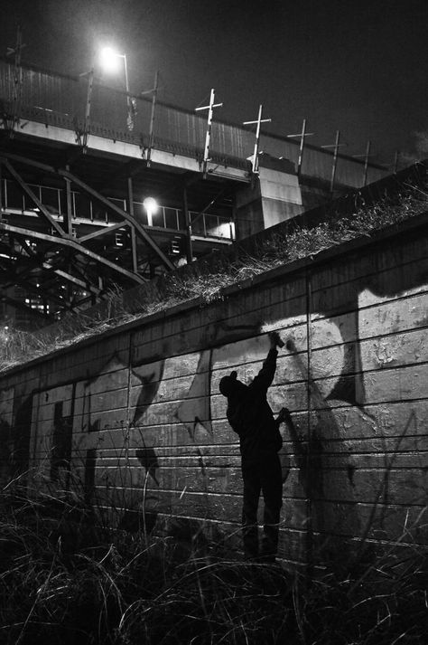 City Rats, Old School Pictures, English Projects, Graffiti Photography, Dream Pictures, Graffiti Tagging, Best Images, City Landscape, Street Culture