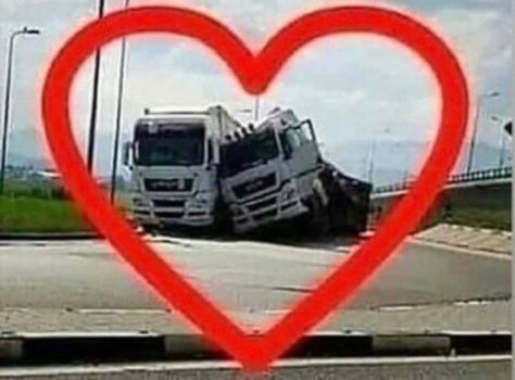 Two Trucks, 밈 유머, Silly Images, 웃긴 사진, Very Funny Pictures, Really Funny Pictures, Funny Laugh, Reaction Pictures, Mood Pics