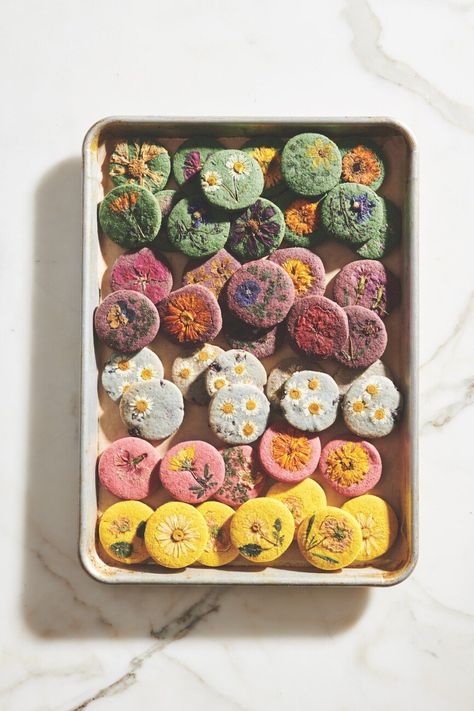 These Shortbread Flower Cookies Are a Celebration of Spring—Loria Stern Shares Her Botanical Secrets Blueberry Powder, Vegan Cookies Recipes, Cookie Flavors, Raw Cashews, Beautiful Cookies, Flower Cookies, M Sorry, Photo Organization, Food Staples