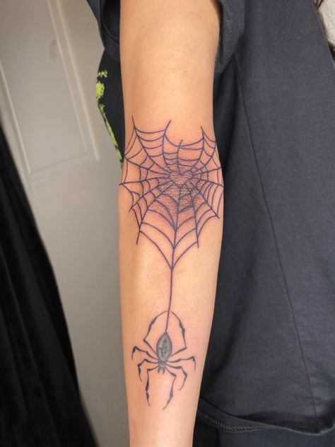 Spider Leg Tattoos Women, Spider Web Heart Knee Tattoo, Spider Web Forearm Tattoo, Spider Going Down Web Tattoo, Heart Web Spider Tattoo, Spider Wed Tattoos On Knee, Spiderweb Tattoo On Knee, Spiderweb Heart Tattoo Elbow, Spider Web Heart Tattoo Elbow