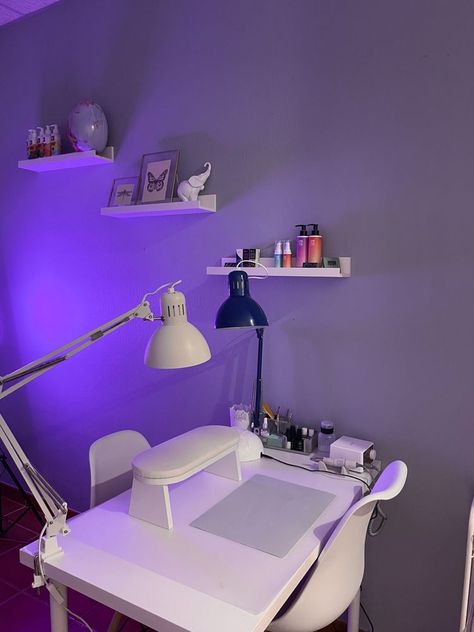 At Home Nail Business, Desk For Nail Tech, Nail Tech Esthetics, Nail Station In Bedroom, Mini Salon Ideas Interior Design, Manicure Desk Ideas, Nail Room Ideas Home Small Diy, Nail Corner At Home, Nail Desk Ideas At Home