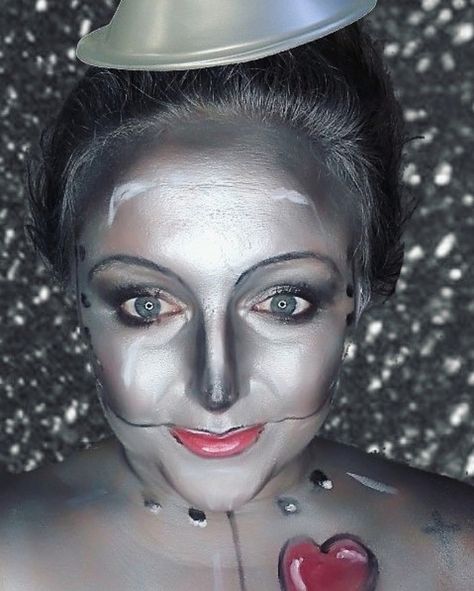 Tin Man Makeup For Men, Tin Woman Makeup, Tin Man Makeup Wizard Of Oz, Tin Man Face Paint, Scarecrow Makeup Wizard Of Oz, Tinman Makeup, Tin Man Makeup, Man Halloween Makeup, Glinda Halloween