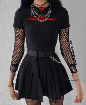 E-girl Fashion, Dark Style Outfits, Gothic Skirt Outfit, Casual Gothic Outfits, E Girl Fashion, Cute Gothic Outfits, Gothic Outfits Casual, Cute Punk Outfits, Punk Girl Fashion