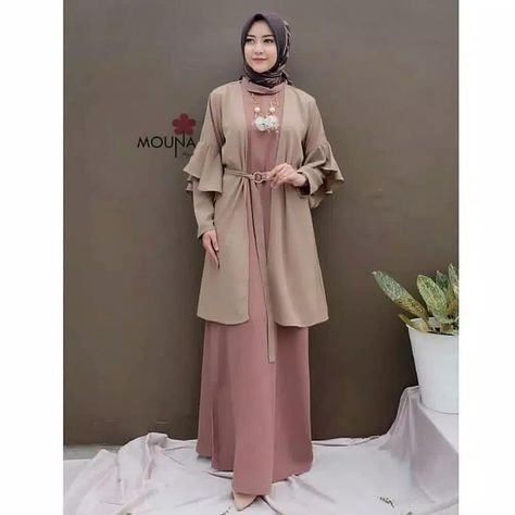 Model Gamis, Gaun Fashion, Muslimah Dress, Dress Muslim, Mode Abaya, Casual Hijab Outfit, Fashion Muslim, Muslim Fashion Dress, Muslim Dress