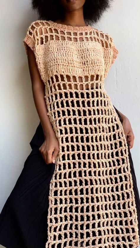 Crochet Mesh Beach Dress | Tutorial & pattern Like the tiltle says, tutorial and pattern , you can find the tutorial on my yputube channel… | Instagram Mesh Beach Dress, Crochet Beach Dress, Beach Crochet, Gilet Crochet, Crocheted Dress, Dress Tutorial, Mode Crochet, Crochet Ladies Tops, Kleidung Diy