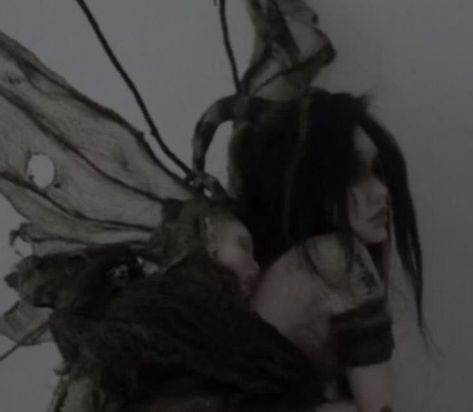 changelingcore Dark Fairy Aesthetic, Grunge Fairycore Aesthetic, Goth Fairycore, Fairy Grunge Aesthetic, Dark Fairycore, Black Fairy, Goth Fairy, Fairycore Aesthetic, Gothic Fairy