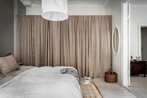 Curtains to hide open storage | Seven interesting ways to use curtains | These Four Walls blog Curtain Wardrobe Doors, Curtain Wardrobe, Moveable Wall, White Linen Curtains, Closet Curtains, Coco Lapine Design, Open Wardrobe, Room Divider Curtain, Dressing Rooms