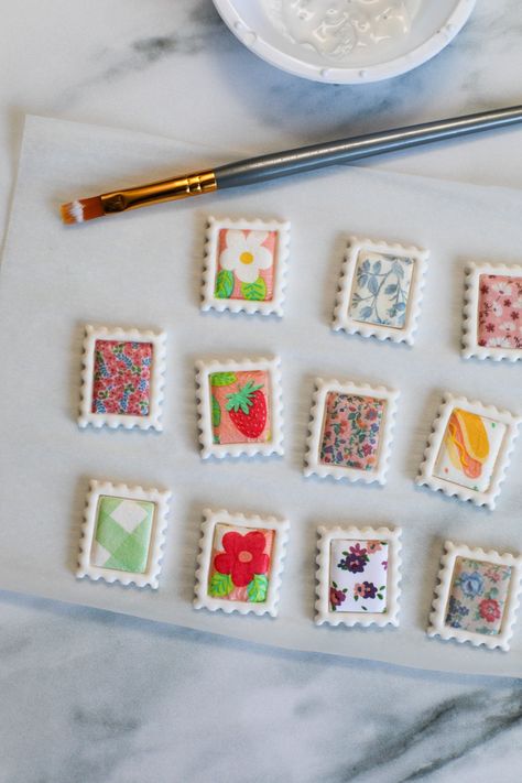 Postage Stamp Magnets with Polymer Clay — Entertain the Idea Coconut Clay Art, Polymer Magnets Diy, Diy Postage Stamps, Diy Ceramic Magnets, Cute Things To Make With Clay Diy, Mini Clay Magnet Ideas, Ideas For Clay Projects, Preppy Clay Ideas, Magnet Crafts Diy