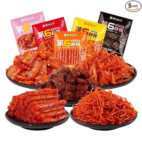 Essen, Chinese Snacks Recipe, Latiaochinese Snack, Spicy Food Snacks, Spicy Food Aesthics, Hot Spicy Food, Snacks Store, Spicy Chips, Noodles Spicy