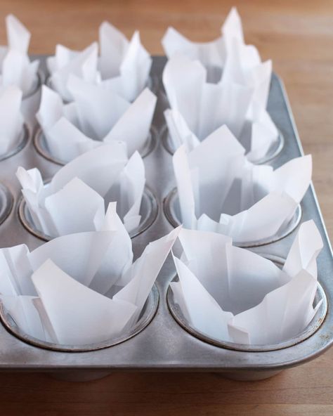 How To Make Muffin Liners Out of Parchment Paper | Kitchn Church Snacks, Lard Recipe, Homemade Cafe, Bakery Art, Muffin Cup, Cake Liner, Muffin Liners, Muffin Tin Recipes, Baking Substitutes