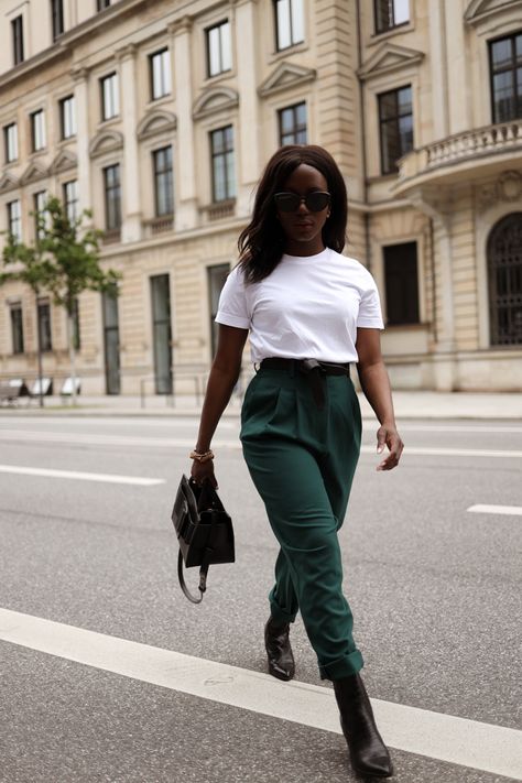 Green Tapered Pants Outfit, Green Pants For Women, Forest Green Trousers Outfit, Dark Green Work Pants Outfit, Emerald Green Pants Outfit Work, Styling Dark Green Pants, Green Work Outfits Women, Dark Green Slacks Outfit Women, Dark Green Pants Outfit Women