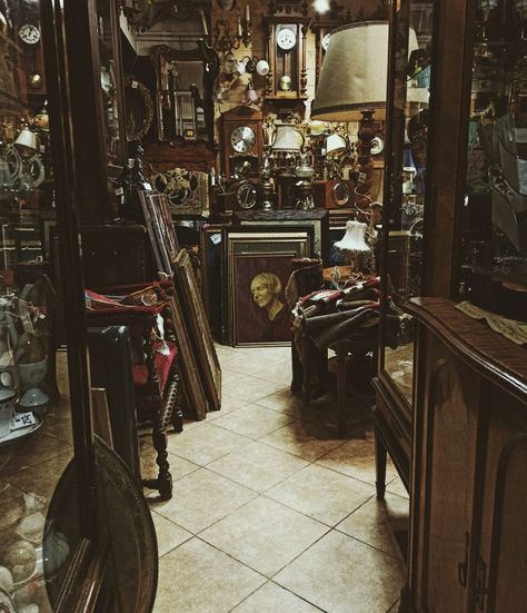 Antique Store Aesthetic Dark, Dark Store Aesthetic, Fantasy Antique Shop, Antiques Shop Aesthetic, Mystic Shop Aesthetic, Antiquities Aesthetic, Aesthetic Antique Shop, Old Antique Shop, Antique Astethic