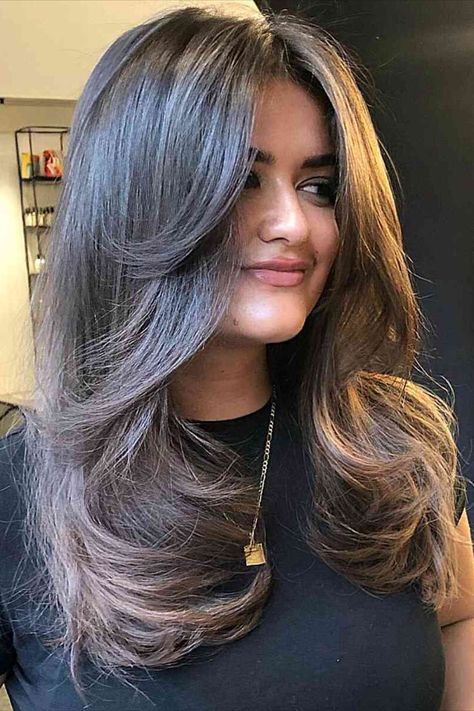 Mid-Length Middle Part Hair with Butterfly Cut Front Bands Haircut, Burrerfly Haircut, Kids Butterfly Haircut, Thick Wavy Hair Haircut, Butterfly Haircut Thinner Hair, Midi Flick Hair, Buterfluffy Haircut Medium Hair, Butterfly Haircut Mid Length, Butterfly Haircut Round Face