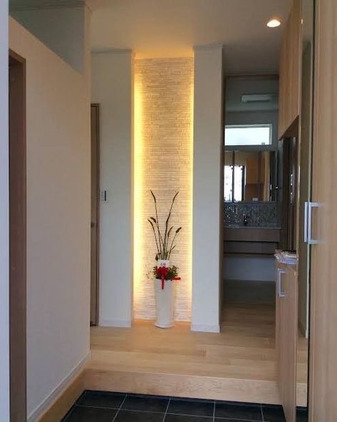 Modern Wall Niche, Wall Niche Ideas, Niche Decor, Wall Niche, Living Room Corner, Column Design, Foyer Design, Home Entrance Decor, Interior Wall Design