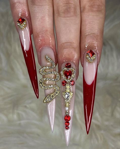 Red Queen Nails, Red Exotic Nails, Stiletto Red Nails, Drag Nails, Queen Nails, Stiletto Nails Designs, Glamorous Nails, Exotic Nails, Hairdos For Curly Hair