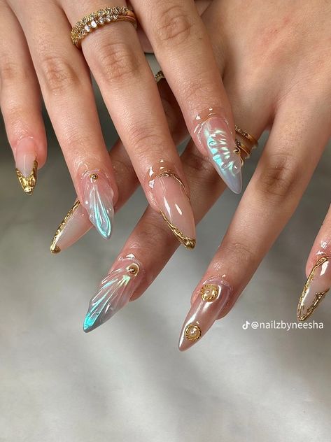 Blue And Gold Nails, Blue Gold Nails, Mermaid 3d, Mermaid Nails, Classy Acrylic Nails, Cute Gel Nails, Acrylic Nails Coffin Short, Nail Art Ideas, Fire Nails