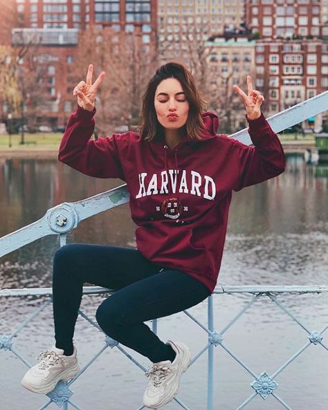 Harvard Hoodie, Men's Outfit By Occasions, Mens Fashion Denim, University Outfit, Women's Outfits By Occasions, Fashion Cover, Today Is The Day, Harvard University, Red Outfit