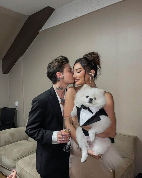 Trans Tiktok, Francesca Farago, Transgender Day Of Visibility, Dapper Dogs, Tiktok Star, Perfect Bride, Lgbtq Wedding, Digital Weddings, Expecting Baby