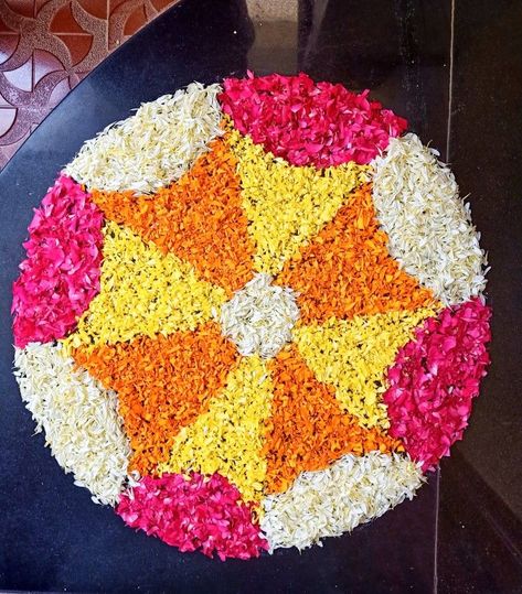 Onam pookalam design flowercarpetflower rangolionam Zendu Flowers Rangoli, Pookolam Design Onam Easy, Onam Kolam With Flowers Simple, Pukalam Designs Simple, Easy Flower Rangoli Designs Diwali, Pookalam Design Easy, Pookkalam Designs Onam Small Simple, Small Pookkalam Designs, Small Pookalam Design Onam Easy