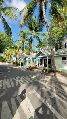 Travel Florida, Pretty Landscapes, Dream Beach, Key West Florida, Summer Wallpaper, Summer Dream, Summer Photos, Beach Town, Summer Pictures