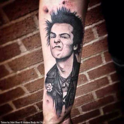 SV Portrait Tattoos, Ska, Sid Vicious Tattoo, Vicious Tattoo, Skinhead Tattoos, Musician Tattoo, Faces Portrait, Sid And Nancy, Famous Portraits