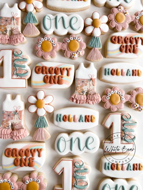 Retro Birthday Cookies, Groovy One First Birthday Cookies, One Year Old Birthday Cookies, Groovy One Cookies, Two Groovy Cookies, One Birthday Cookies, Baby Birthday Cookies, Groovy Cookies, Retro Cookies