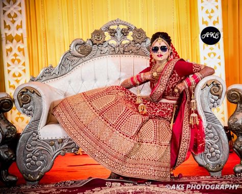 Photo #57 from AKS Production's & Photography "Wedding photography" album New Dulhan Pose, Wedding Dulhan Pose, Dulhan Pose, Creative Photography Poses, Single Pose, विवाह की दुल्हन, Wedding Photography India, Indian Wedding Pictures, Indian Bride Poses