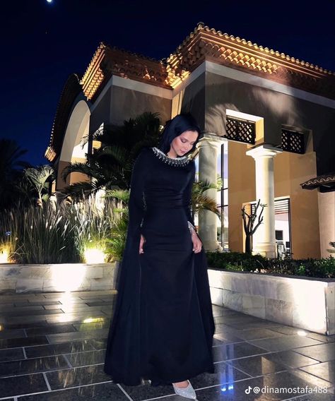 Elegant Modest Dresses Formal, Modest Dresses Soiree, Hijabi Formal Dresses, Prom Dresses For Hijabis, Prom Dresses Hijab, Black Dress Hijab, Hijabi Prom Dress, Hijabi Dresses Soiree, Black Hijab Dress