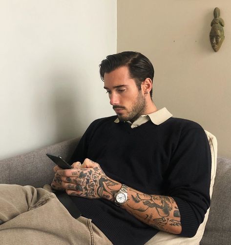 Фото TIBOR ROSETTI в Instagram • 23 июль 2020 г. в 0:27 Old Money Tattoo, Money Tattoo, Mens Outfit Inspiration, Personal Fitness, Handsome Man, Gentleman Style, Hair And Beard Styles, Beard Styles, Old Money