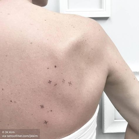 “When I was growing up everyone always said my freckles looked like constellations.” Star Freckles, Freckles Tattoo, Best Star Tattoos, Growing Instagram, Tattooed Freckles, Pisces Constellation Tattoo, Aquarius Constellation Tattoo, Leo Constellation Tattoo, Astronomy Tattoo