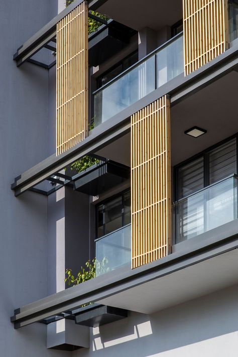 Apartment Building Exterior, Hotel Facade, Commercial Design Exterior, Architecture Design Process, Hotel Exterior, Small House Front Design, Facade Ideas, Facade Architecture Design, Residential Building Design