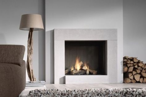 Square Fireplace Modern, Square Fireplace, Fireplace Corner, Contemporary Fireplace Designs, Fireplace Modern, Modern Fireplaces, Tile Fireplace, Fireplace Designs, Decor Fireplace