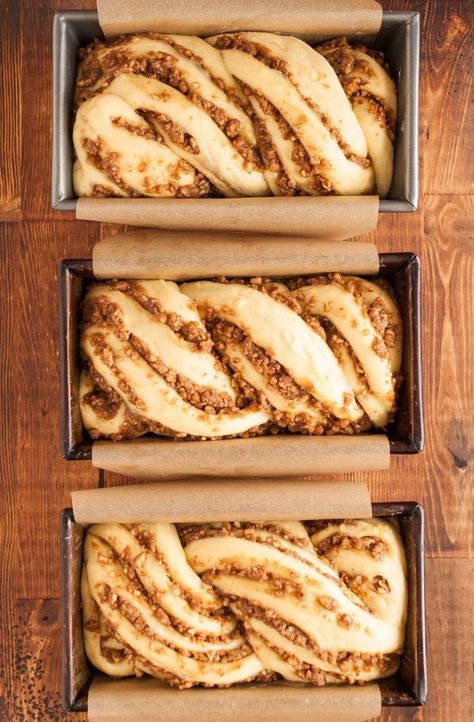 Resepi Roti, Babka Recipe, Swirl Bread, Cinnamon Swirl Bread, Pane Dolce, Best Bread Recipe, Caramel Pecan, Loaf Recipes, Cinnamon Swirl