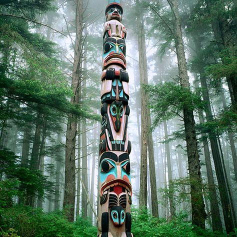 totem pole park, sitka, ak Alaska Totem, Arte Haida, Alaska Cruise Ports, Totem Pole Art, Native American Totem, Sitka Alaska, North To Alaska, Pacific Northwest Art, Pole Art