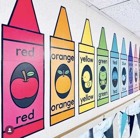 Crafts For The Classroom, Crayon Themed Classroom, Preschool Classroom Themes, Color Posters, Preschool Rooms, Kindergarten Classroom Decor, Prek Classroom, Modern Classroom, Preschool Classroom Decor