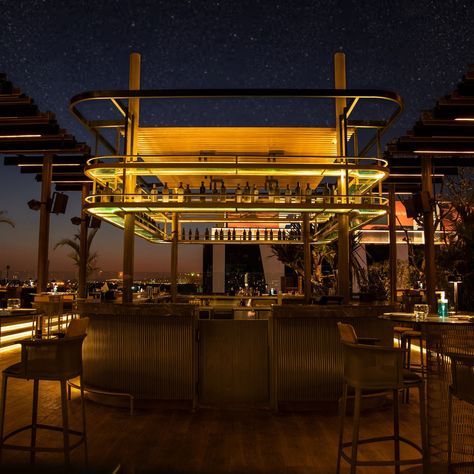 9 Best Rooftop Bars in Cairo Egypt Restaurant, Cairo Hotel, Moroccan Restaurant, Indoor Outdoor Seating, Step Pyramid, Carlton Hotel, Best Rooftop Bars, Sky Bar, Rooftop Bars