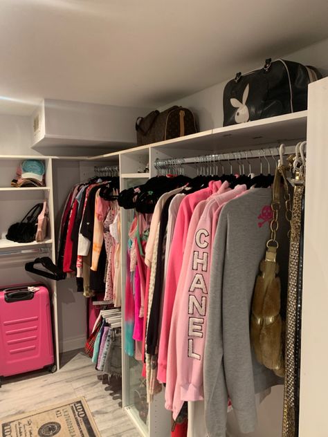 Closet With Clothes Aesthetic, Clothes Collection Closet Aesthetic, Clothes Aesthetic Pictures, New Closet Aesthetic, Woredrobe Aesthetic, Lots Of Clothes Closet Aesthetic, Closet Of Clothes Aesthetic, Closet Asthetic Picture, Girl Closet Aesthetic