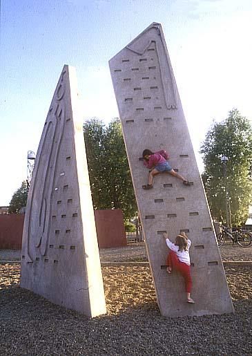 Climbing Wall Architecture, City Playground, Playgrounds Architecture, Cool Playgrounds, Urban Sport, Urban Playground, Children Park, Natural Playground, Outdoor Climbing