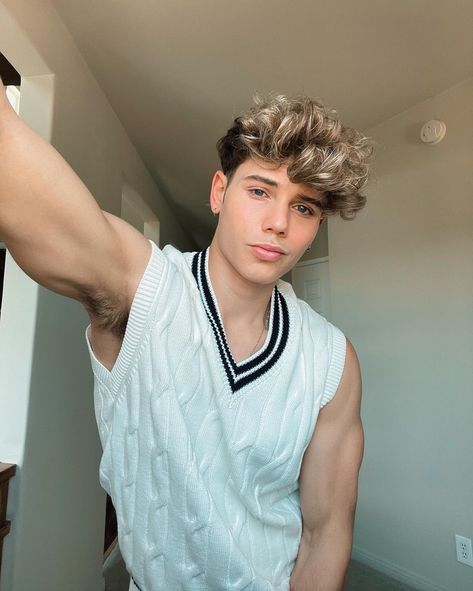 Armpit Reference, Nicky Champa, Pierre Boo, Boy Cuts, Hair Idea, Mens Outfit Inspiration, Boy Poses, White Boys, Vision Board