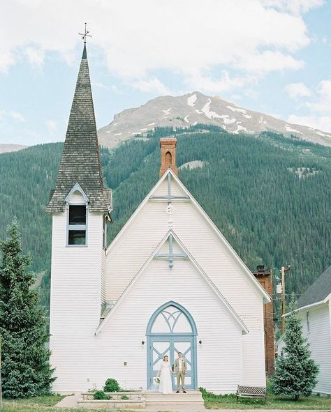 the perfect white chapel for a Colorado wedding Father Of The Groom Gift, Grooms Party, Father Of The Groom, Mountain Wedding Colorado, Country Church, Church Building, House Portraits, Church Design, The Perfect Guy