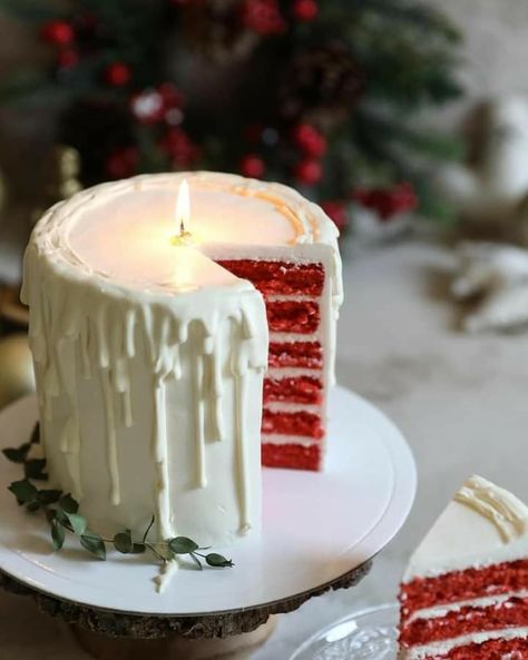 Chocolate Fruit Cake, Red Velvet Wedding Cake, Christmas Cake Designs, Beautiful Cake Designs, Xmas Dinner, Winter Cake, Just Cakes, Candle Cake, Floral Cake