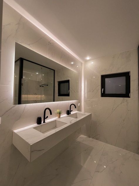 Aesthetic Bathroom Led Lights, Bathroom Big Mirror, White Restroom, Modern Bathroom White, Ladies Restroom, Grey Bathrooms Designs, Marble Basin, Main Bathroom Ideas, Bathroom Design Small Modern