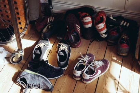 ａｇｌｏｅｔｈｅｔｏｗｎ Choi Hansol, Derek Hale, Scott Mccall, Lit Shoes, Stella Mccartney Elyse, The Marauders, Peter Parker, On The Floor, Vintage Summer