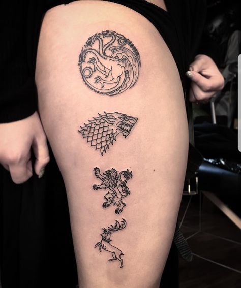 Houses Tattoo, House Of The Dragon Tattoo, Daenerys Targaryen Tattoo, Got Tattoo, Trad Tattoos, Targaryen Tattoo, Game Of Thrones Tattoo, Gaming Tattoo, Gra O Tron