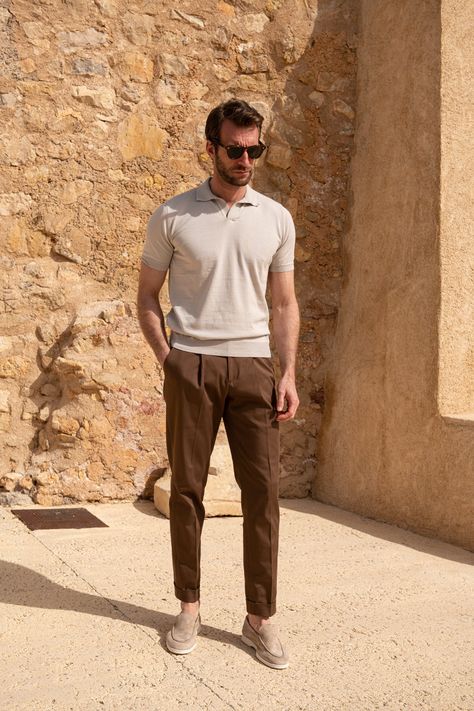 Trousers Outfit Men, Brown Pants Outfit, Mens Smart Casual Outfits, Polo Shirt Outfits, Pants Outfit Men, Brown Dress Pants, Smart Casual Men, Brown Outfit, Smart Casual Outfit