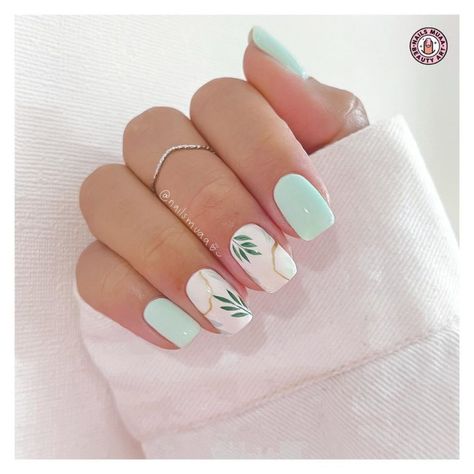 20 Trendy Summer Nail Ideas in 2024 - Lifestyle with Leah Summer Nail Ideas, Summer Gel Nails, Tropical Nails, Christmas Gel Nails, Vibrant Nails, Summer Green, Chic Nails, Summer Nail, Nail Designs Summer