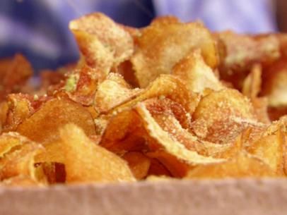 Sour Cream And Onion Chips, Onion Chips, Cherry Pies, Jeff Mauro, Potato Chip Recipes, Homemade Sour Cream, Cholesterol Recipes, Low Cholesterol Recipes, Homemade Chips